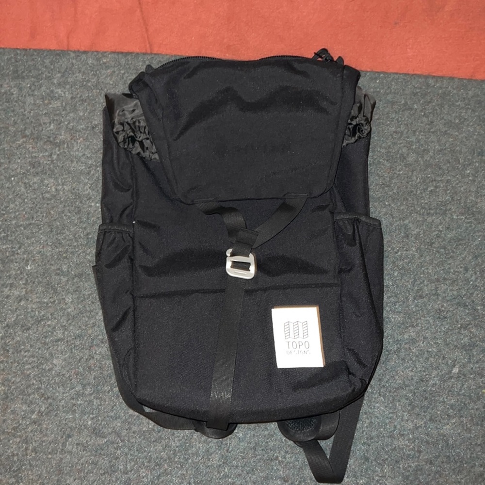 Topo Designs Y-Pack